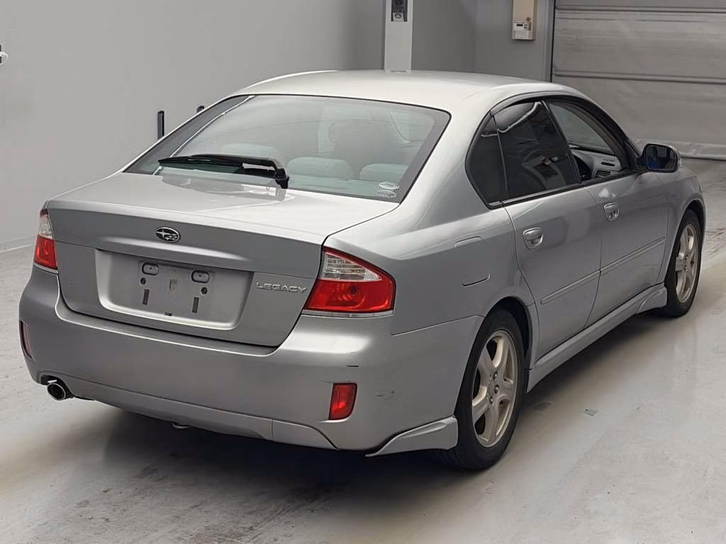 SUBARU LEGACY B4