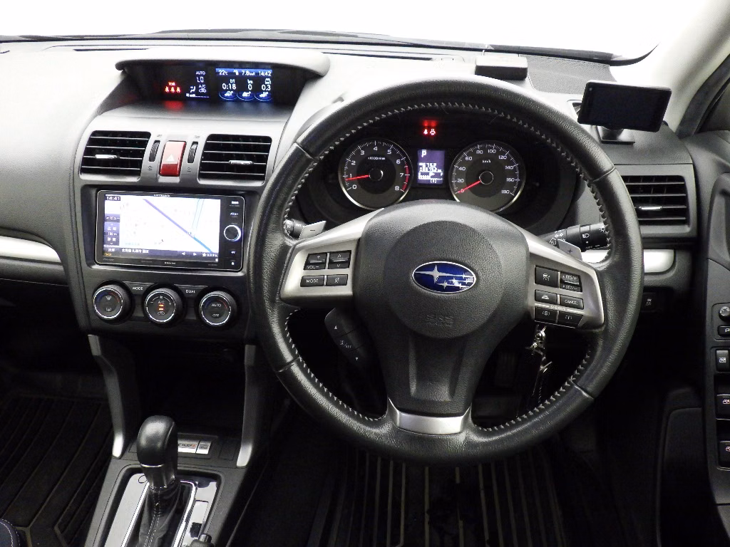 SUBARU FORESTER