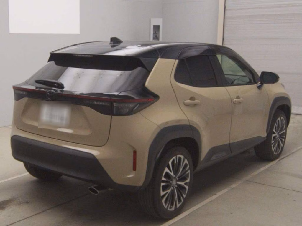 TOYOTA YARIS CROSS