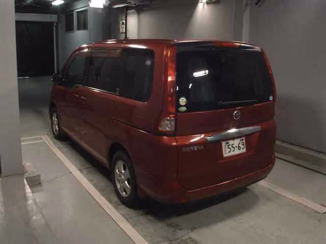 NISSAN SERENA