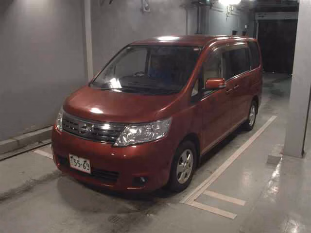 NISSAN SERENA