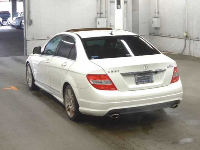 MERCEDES-BENZ C-CLASS