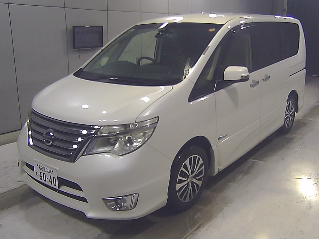 NISSAN SERENA