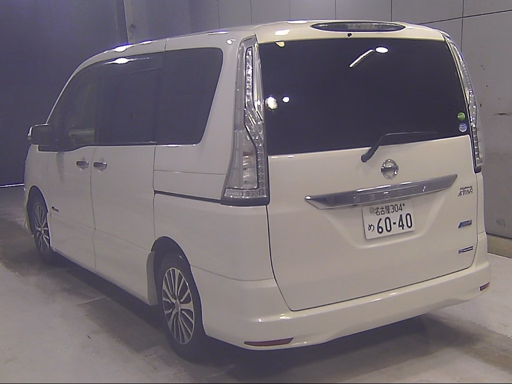 NISSAN SERENA