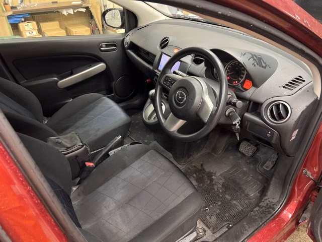 MAZDA DEMIO