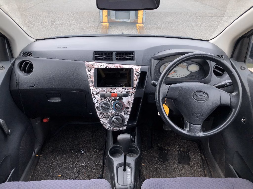 DAIHATSU MIRA