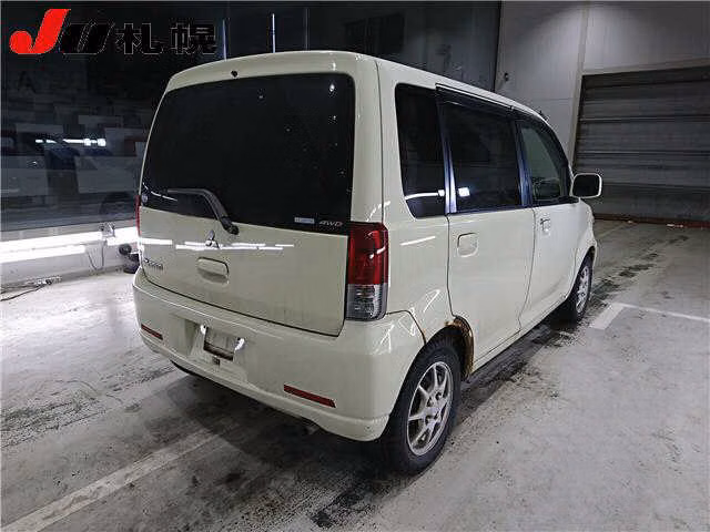 MITSUBISHI EK WAGON