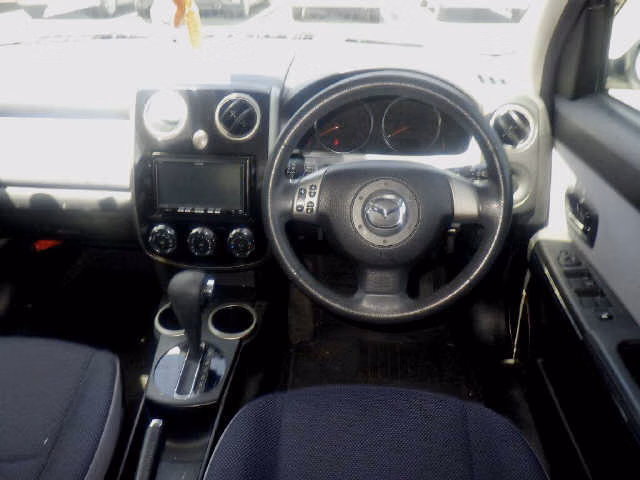 MAZDA VERISA