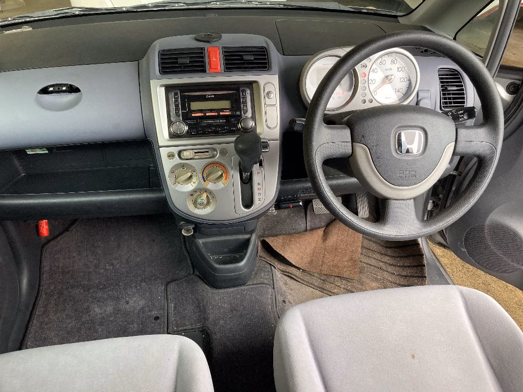 HONDA LIFE
