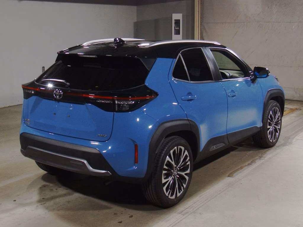 TOYOTA YARIS CROSS