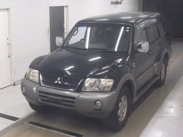 MITSUBISHI PAJERO