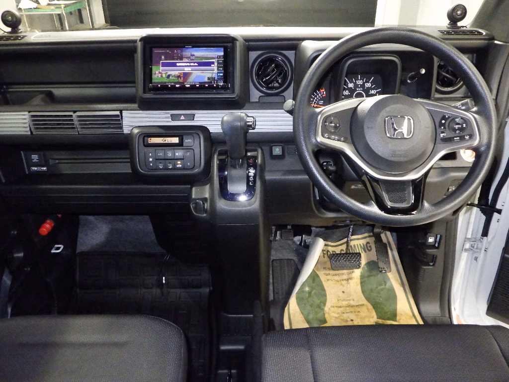 HONDA N-VAN