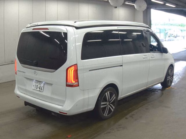 MERCEDES-BENZ V-CLASS