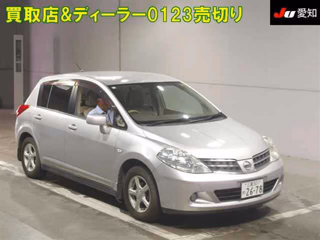 Nissan Tiida