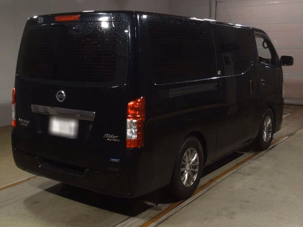 NISSAN NV350 CARAVAN