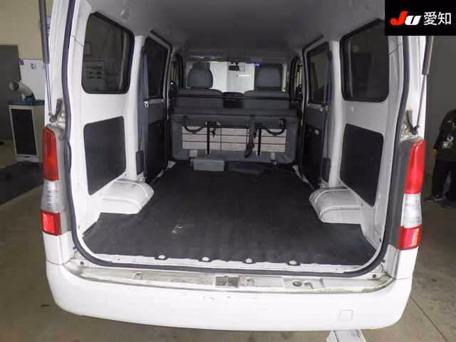 TOYOTA LITE ACE