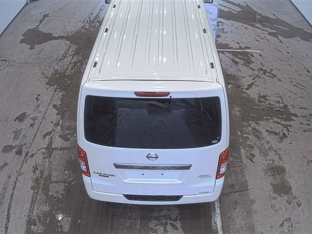NISSAN NV350 CARAVAN