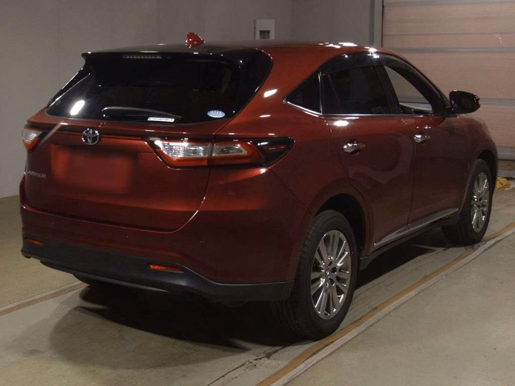 TOYOTA HARRIER