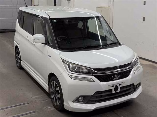 MITSUBISHI DELICA D:2