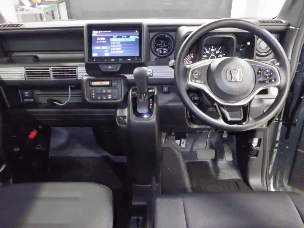 HONDA N-VAN