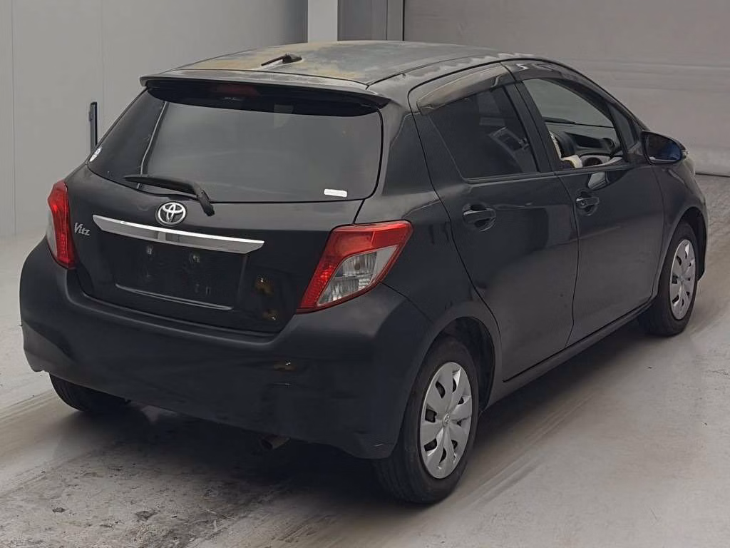 TOYOTA VITZ