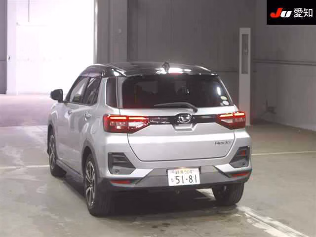 DAIHATSU ROCKY