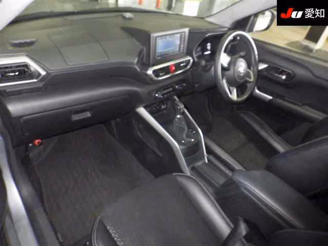 DAIHATSU ROCKY