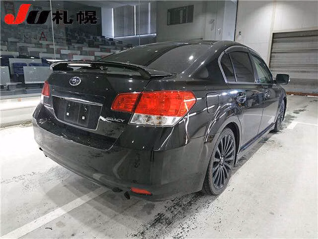 SUBARU LEGACY B4