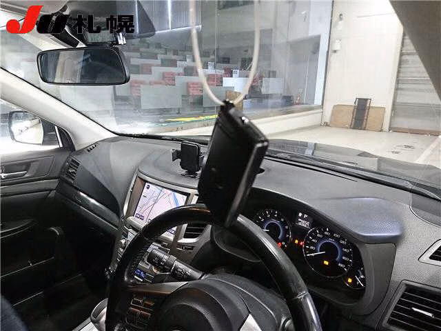 SUBARU LEGACY B4