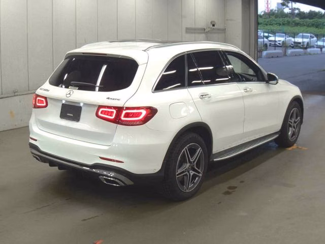 MERCEDES-BENZ GLC-CLASS