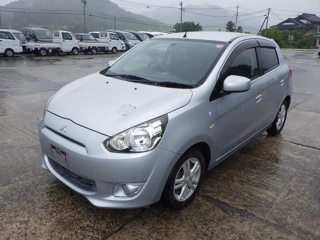MITSUBISHI MIRAGE