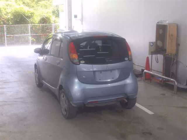 MITSUBISHI I