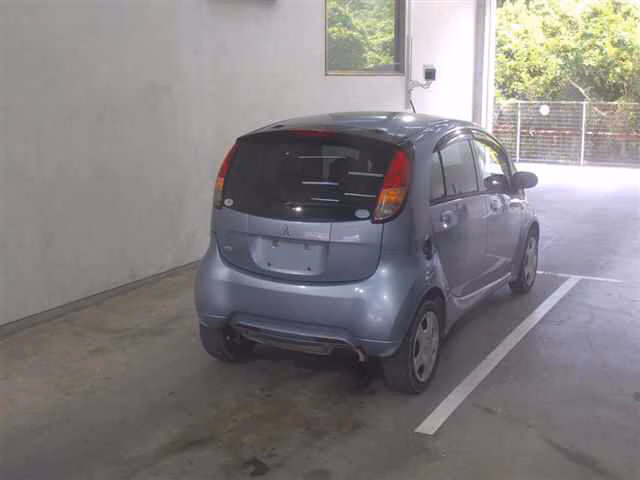 MITSUBISHI I
