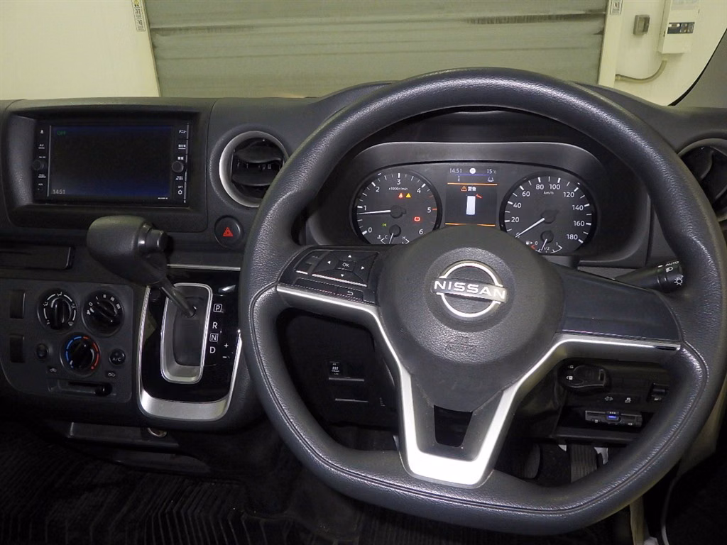 NISSAN CARAVAN