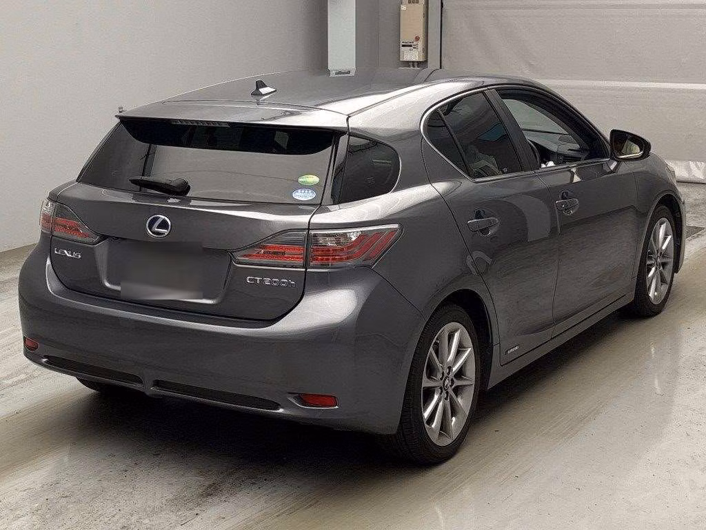 LEXUS CT200H