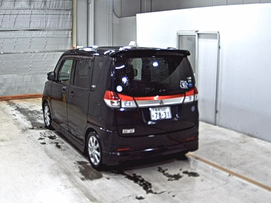 MITSUBISHI DELICA D:2