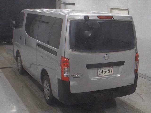 NISSAN NV350 CARAVAN