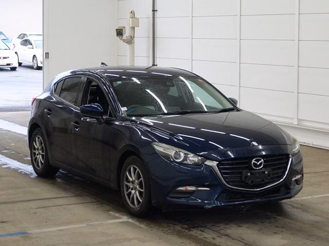 MAZDA AXELA