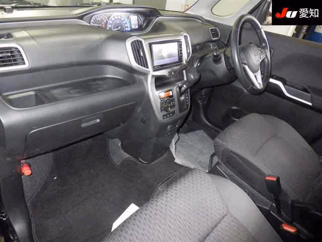 MITSUBISHI DELICA D:2