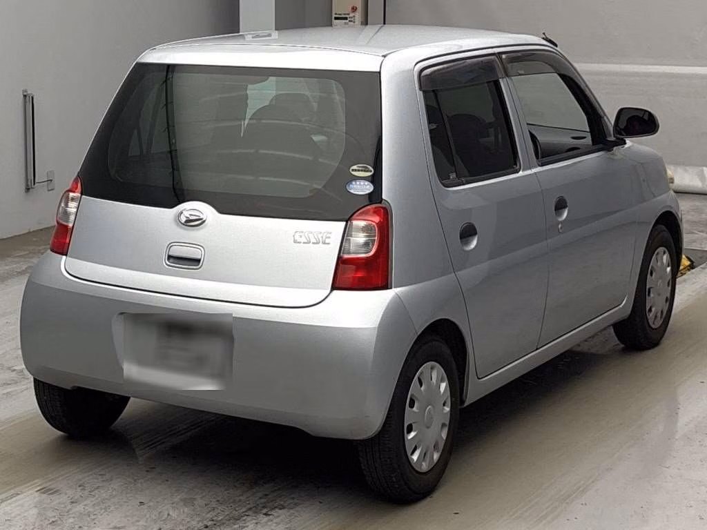 DAIHATSU ESSE