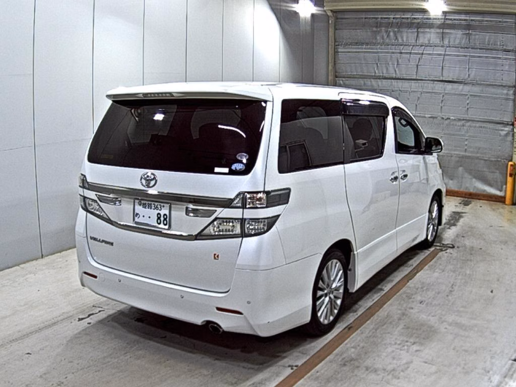 TOYOTA VELLFIRE