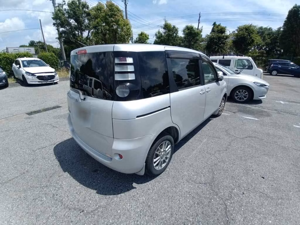 TOYOTA SIENTA
