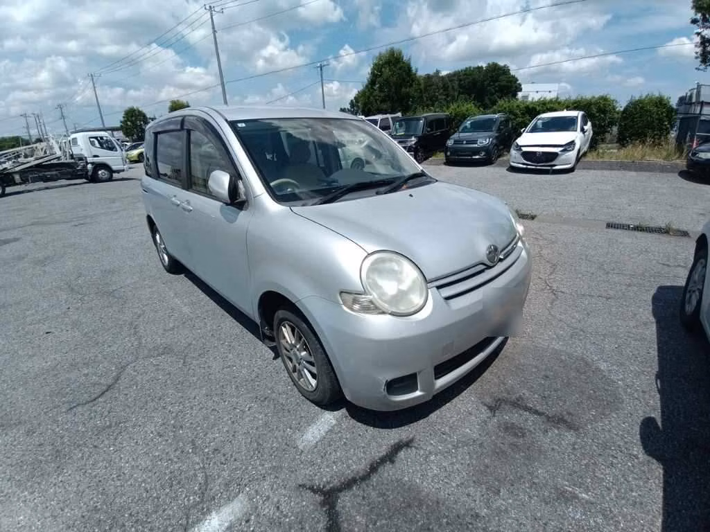 TOYOTA SIENTA