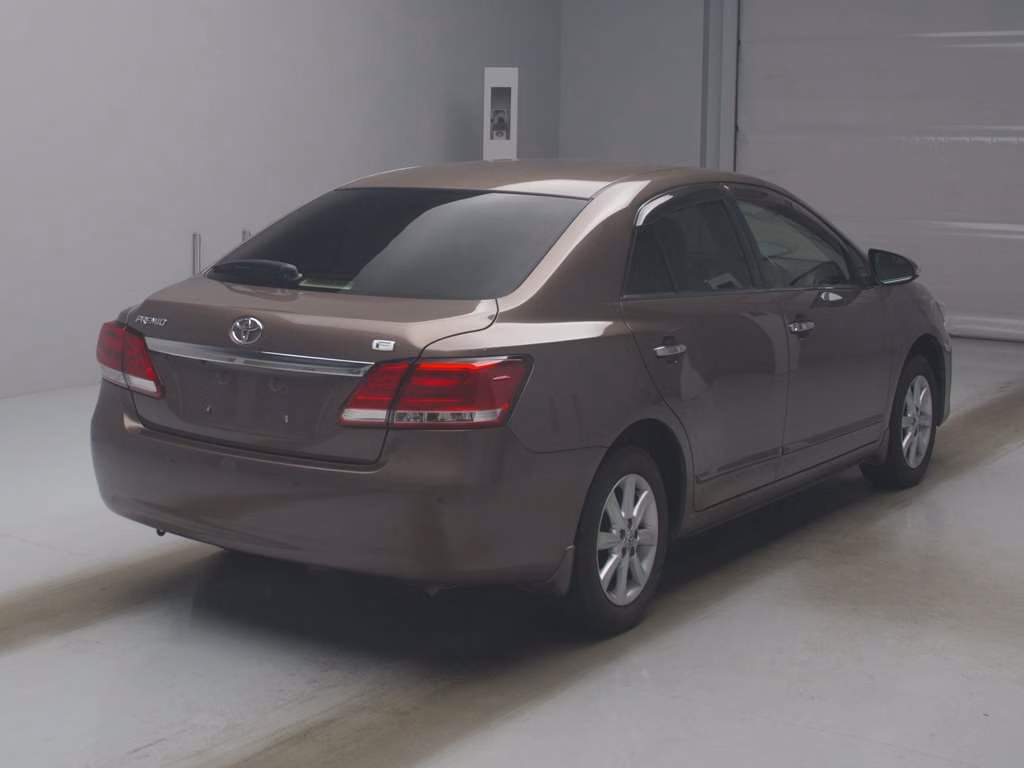 TOYOTA PREMIO