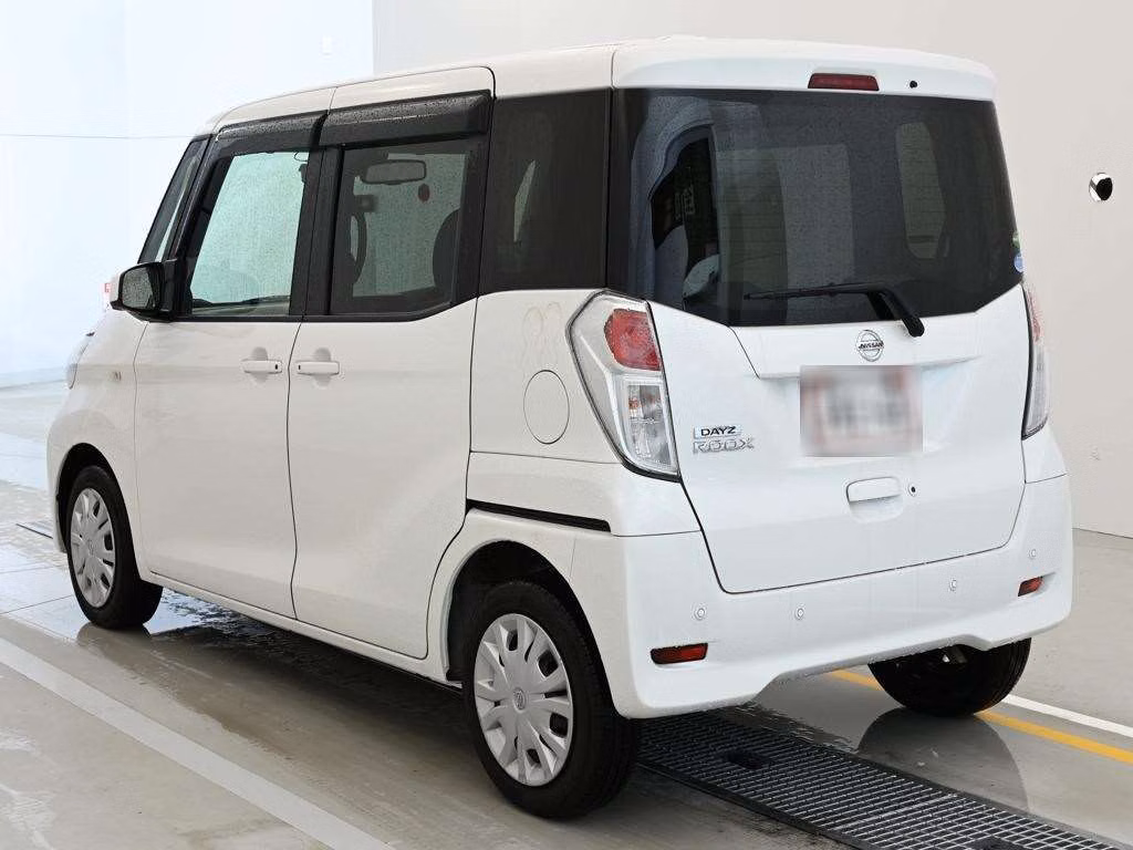 NISSAN DAYZ ROOX
