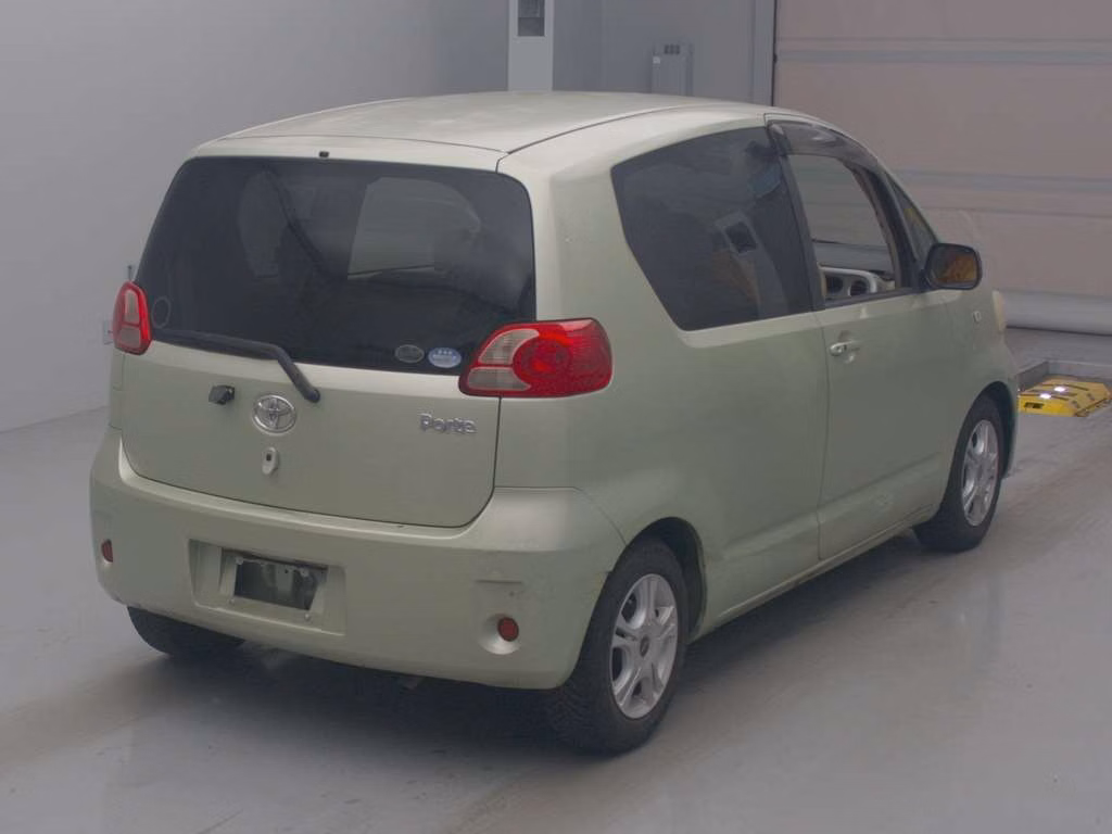 TOYOTA PORTE