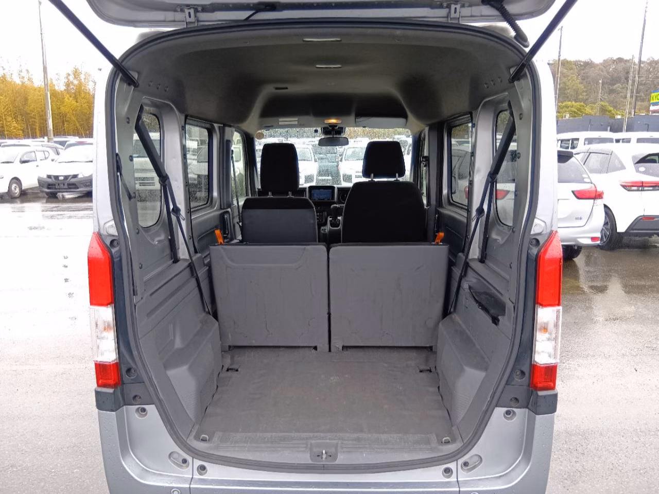 HONDA N-VAN