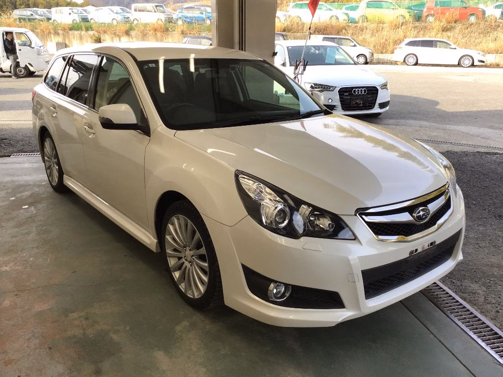 SUBARU LEGACY