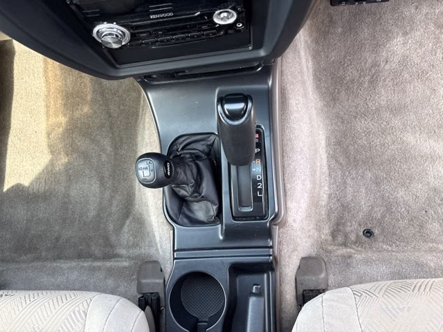 TOYOTA HILUX SURF