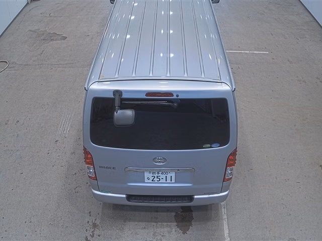 TOYOTA REGIUS ACE